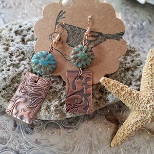 Necklace and copper earrings with jade accents